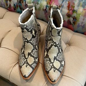 Dolce Vita snake short bootie, size 9.5
